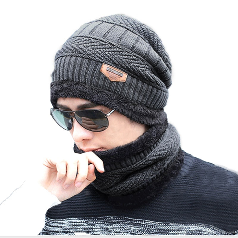 Skullies | berretto con protezione per nuca e collo per autunno e inverno