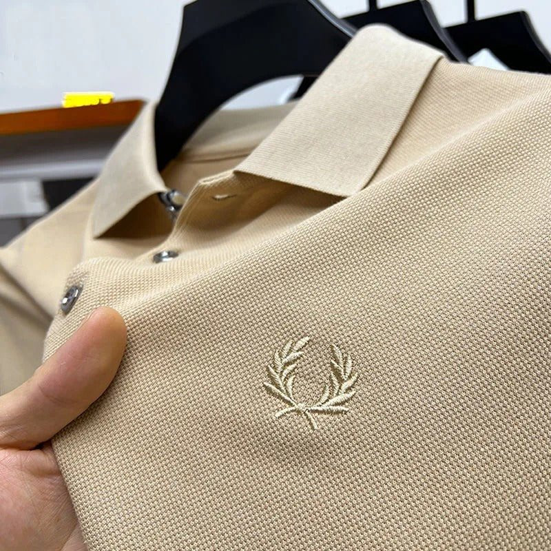 Calvin™ - Polo elasticizzata d'élite per uno stile senza tempo | 1+1 GRATIS