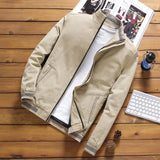 Giacca leggera da uomo in stile bomber con colletto alla coreana e bordi a coste a righe