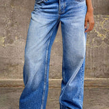 Jeans con vita media e taglio dritto