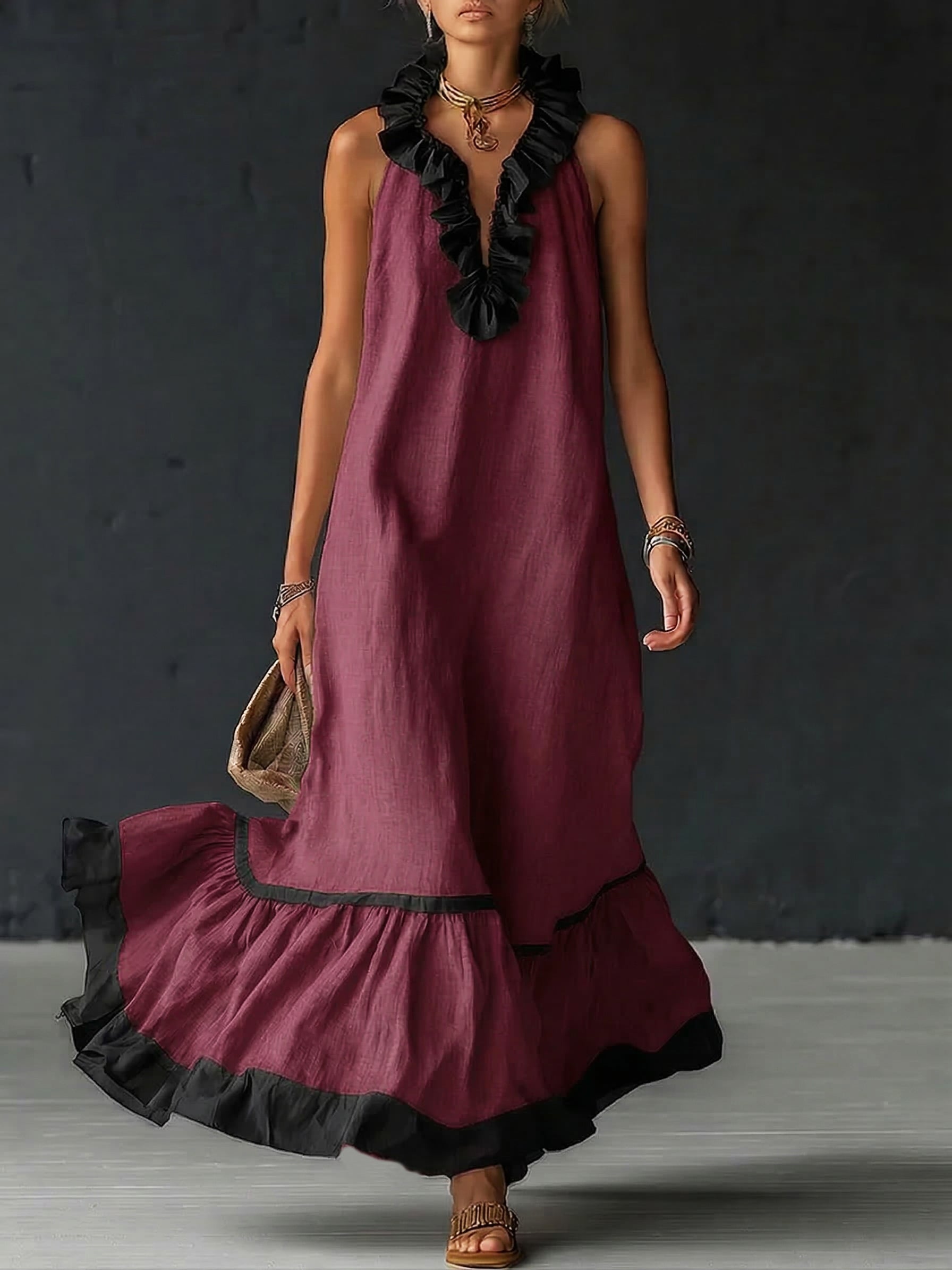 Abito maxi da donna senza maniche con tasche e bordo a volant